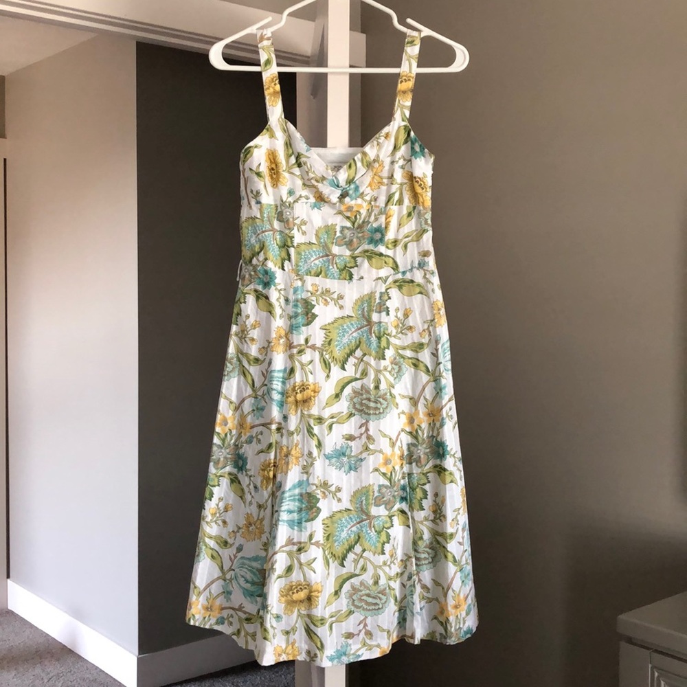 Ann Taylor Loft dress with belt. Sz 2. EUC.